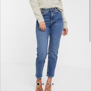 Vero Moda high rise, straight leg jeans.